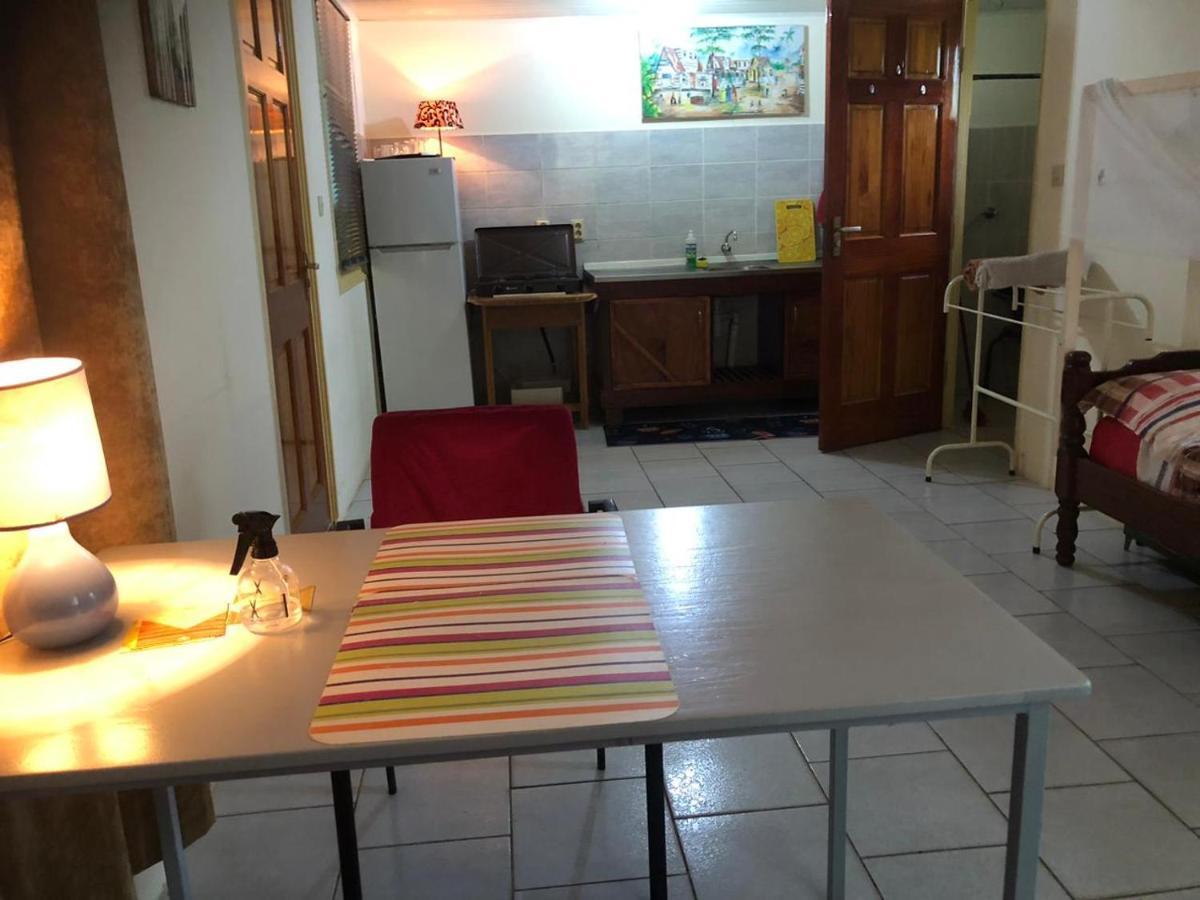 Unu Pikin Guesthouse Paramaribo Luaran gambar