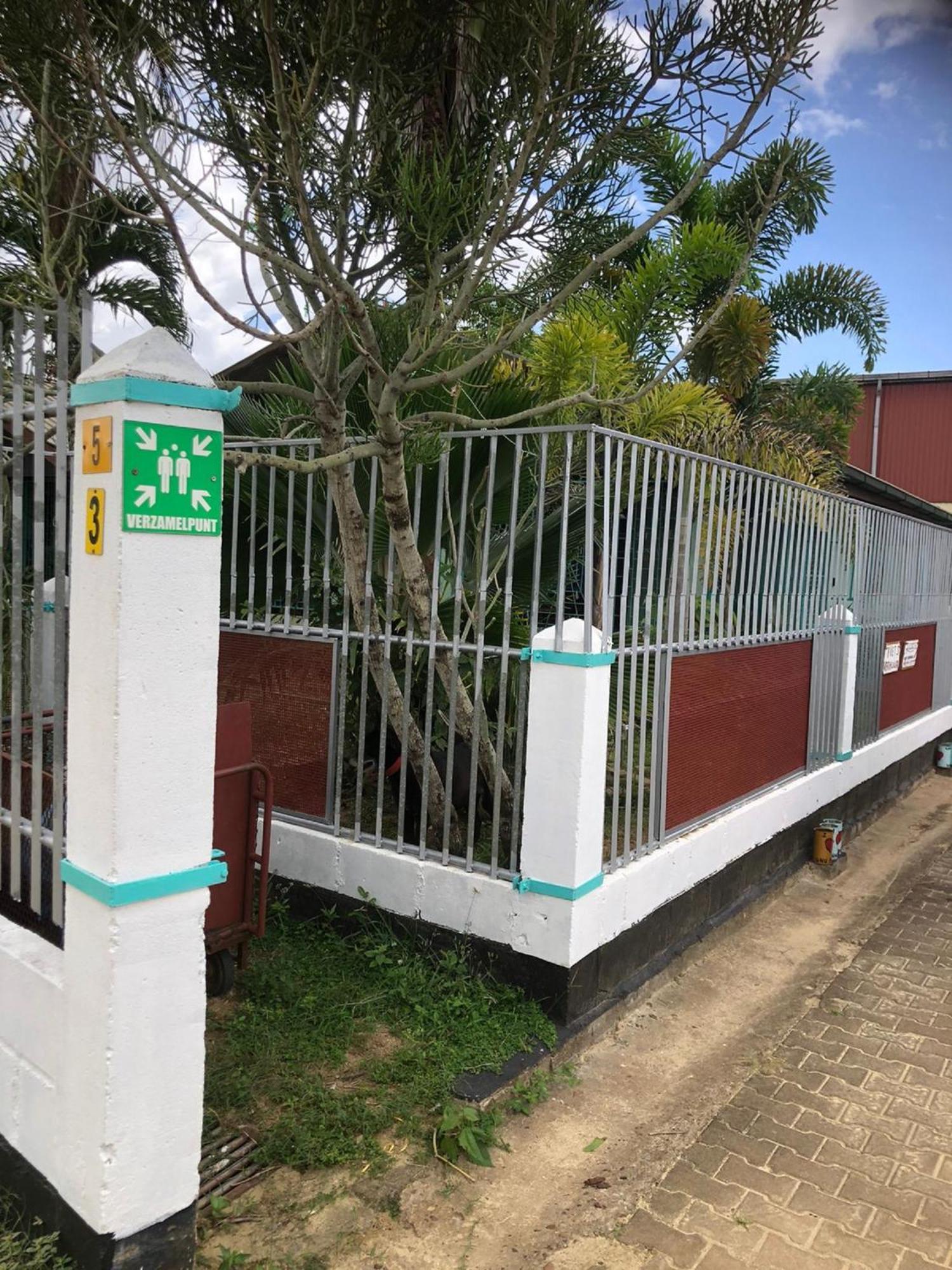 Unu Pikin Guesthouse Paramaribo Luaran gambar